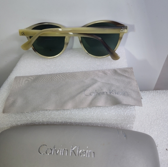Calvin Klein Eyeglasses Sunglasses CK 5881 Cream Frames Only 51-18-135 w Case - Picture 7 of 9